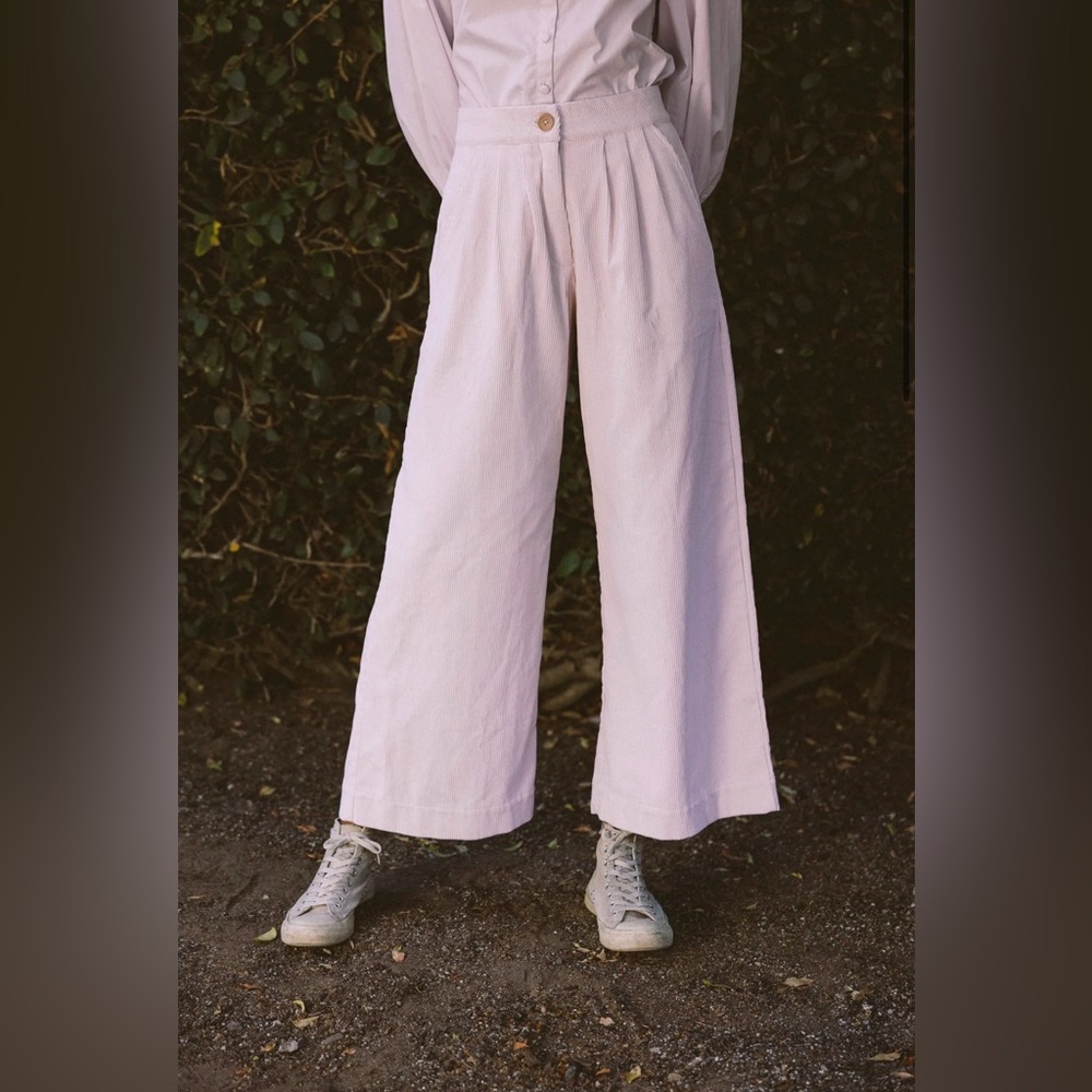 Kara Thoms THE BAYE PANT IN LILAC CORDUROY brand new!